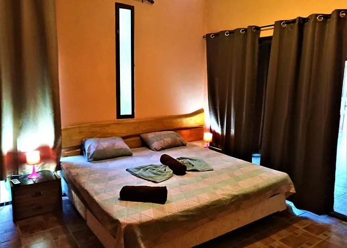 Apartments In Samara Ac Hw 200Mts To The Beach