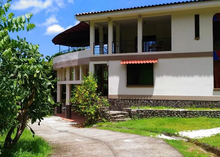 Apartments In Samara Ac Hw 200Mts To The Beach